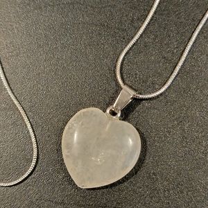 Quartz heart on 925 silver plated necklace